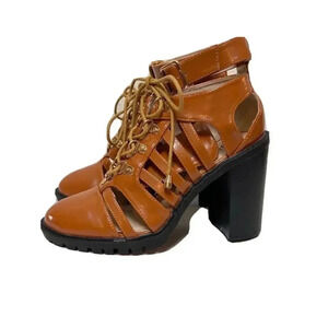 So Me Womens Kirby Brown Cut Out Lace Up Ankle Boots Sz 6.5 Platform Chunky Heel